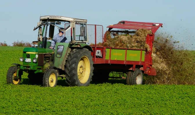 trekkerongeluk, tractor ongeluk, aanrijding trekker, tractor aanrijding, schadevergoeding trekkerongeluk, schadeclaim trekkerongeluk